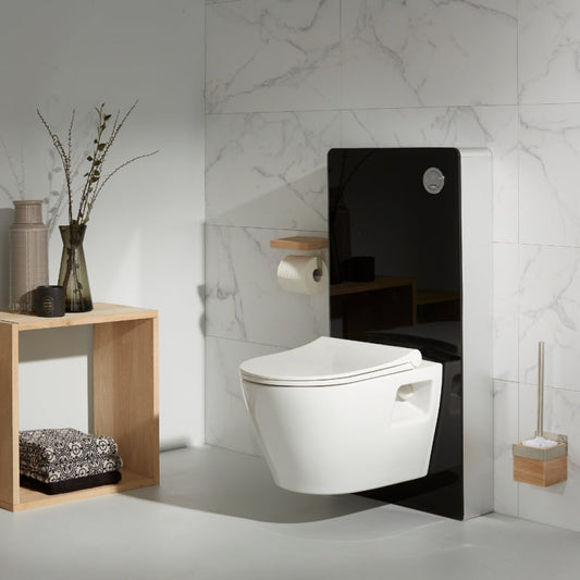 wc suspendu dans une toilette moderne 