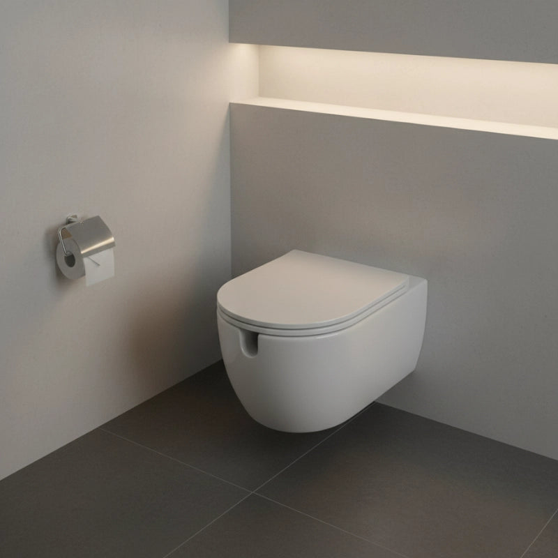 Un abattant WC forme U blanc sur une cuvette  