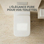Toilettes avec un abattant WC carré vu du dessus 